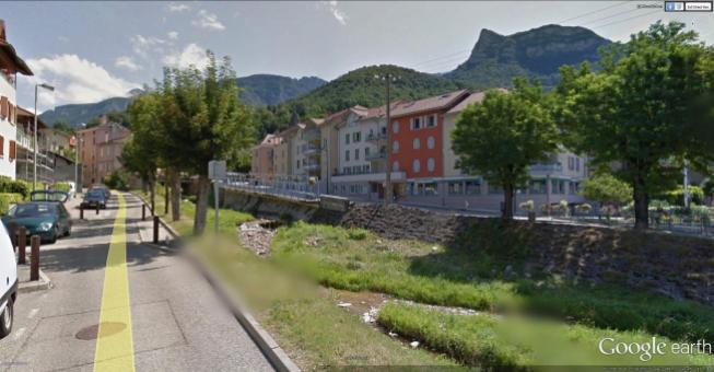 Google Earth Street View image of Voreppe